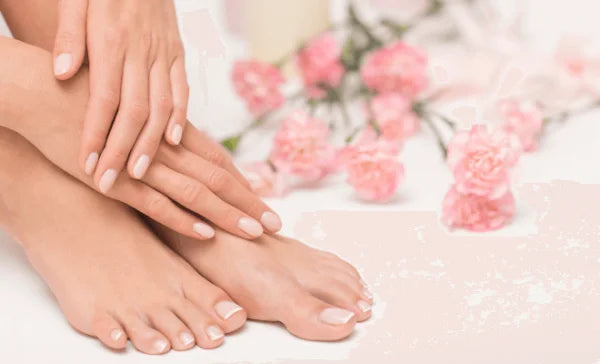 Loox Trioul Esential Set De Ingrijire Personala Pentru Manichiura - Auriu