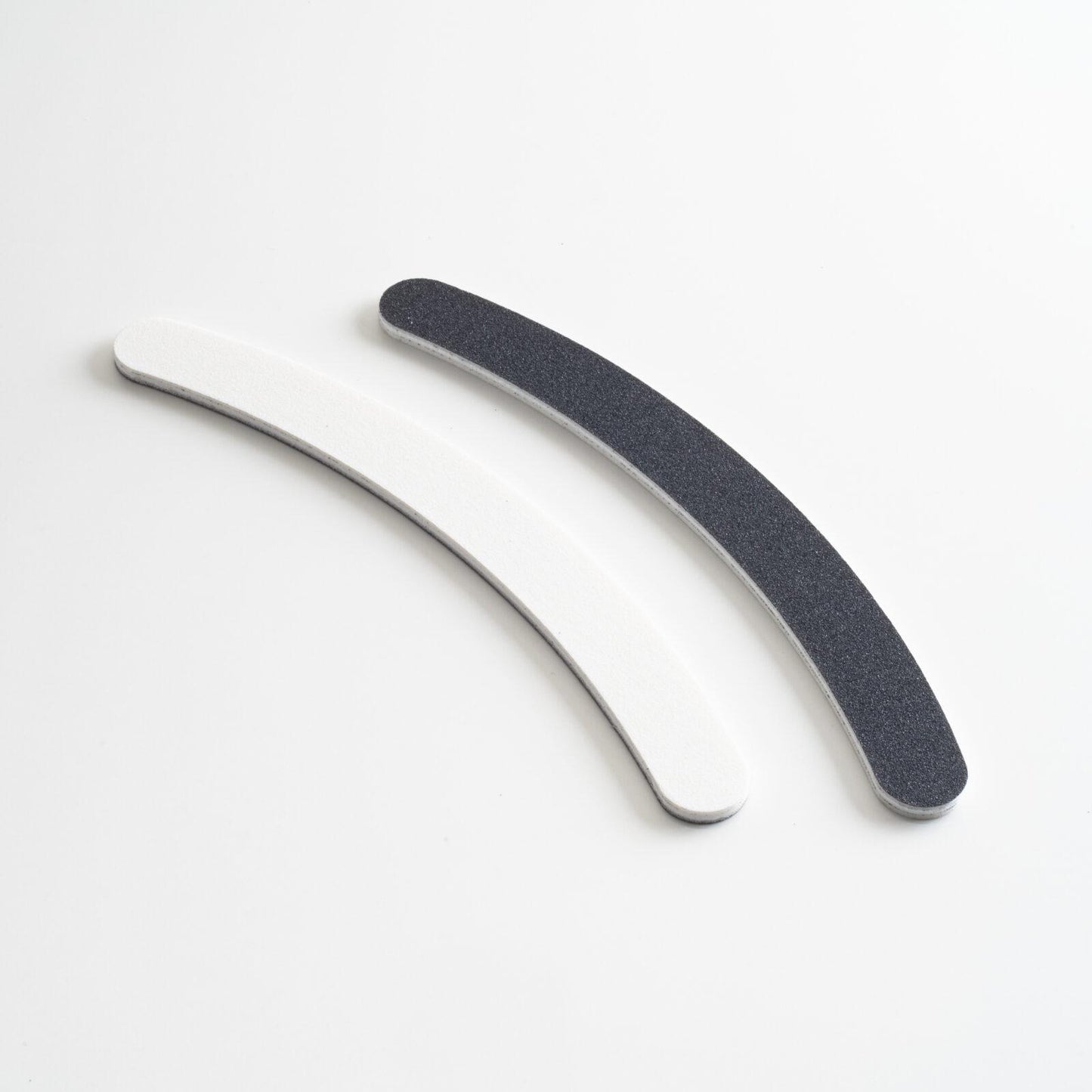 Pile De Unghii LOOX Pentru Salons - Banana Alb & Negru 100/180